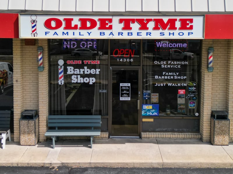 Olde Tyme Family Barbershop storefront on Coastal Highway in Ocean City, MD